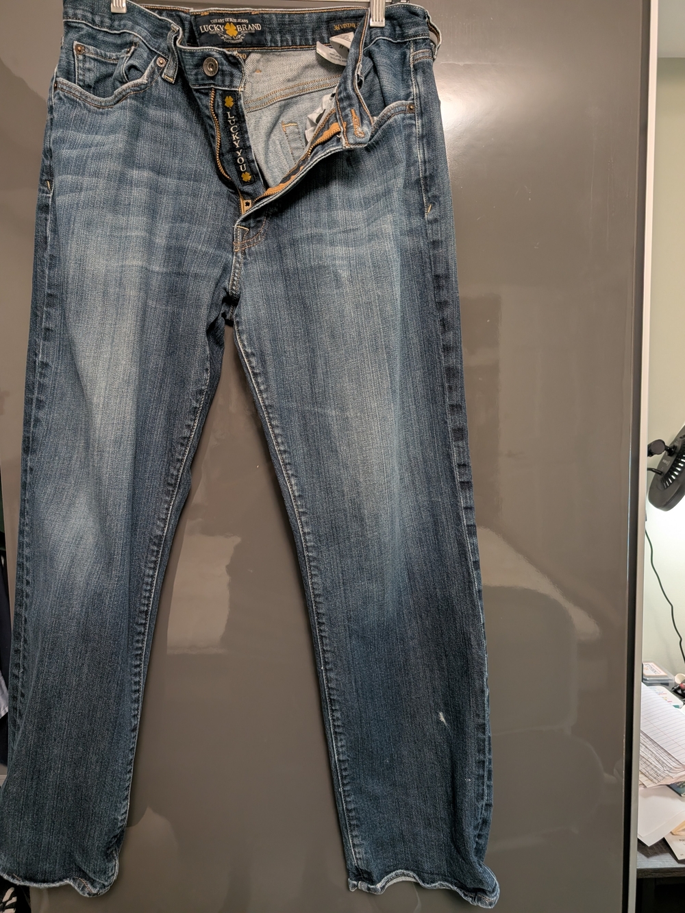 Lucky Brand Men's Faded Blue Straight Jeans 36x30